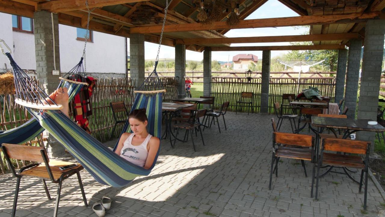 U Dvori Hotel Podgorodtsy Екстериор снимка