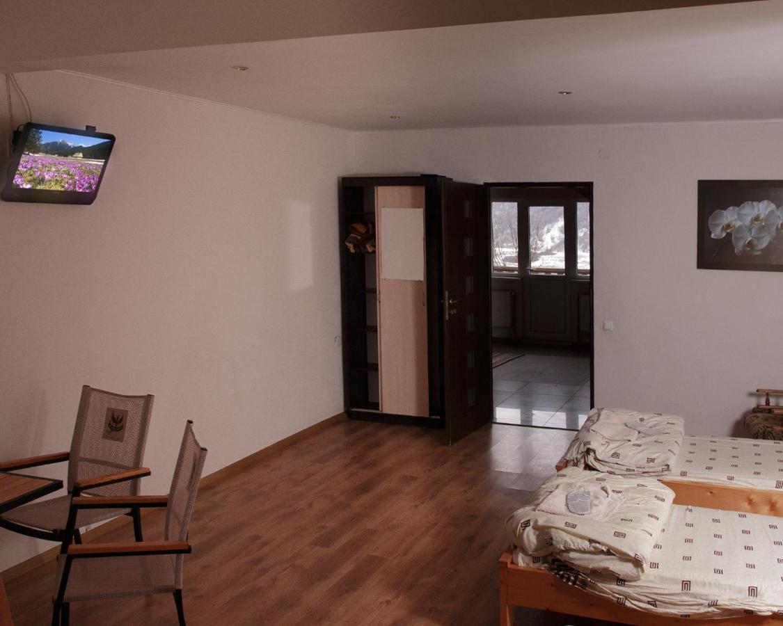 U Dvori Hotel Podgorodtsy Екстериор снимка