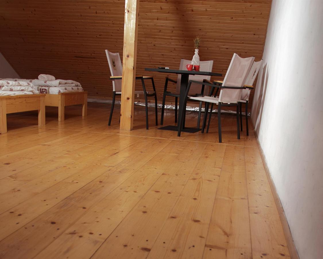 U Dvori Hotel Podgorodtsy Екстериор снимка