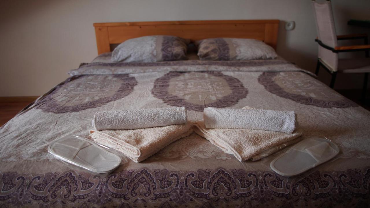 U Dvori Hotel Podgorodtsy Екстериор снимка