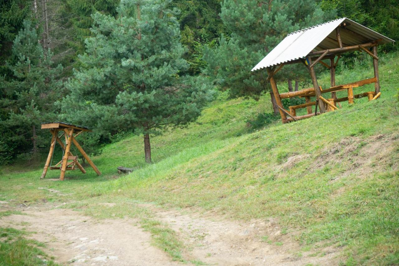 U Dvori Hotel Podgorodtsy Екстериор снимка