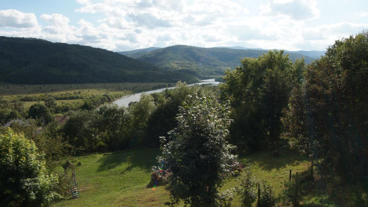 U Dvori Hotel Podgorodtsy Екстериор снимка