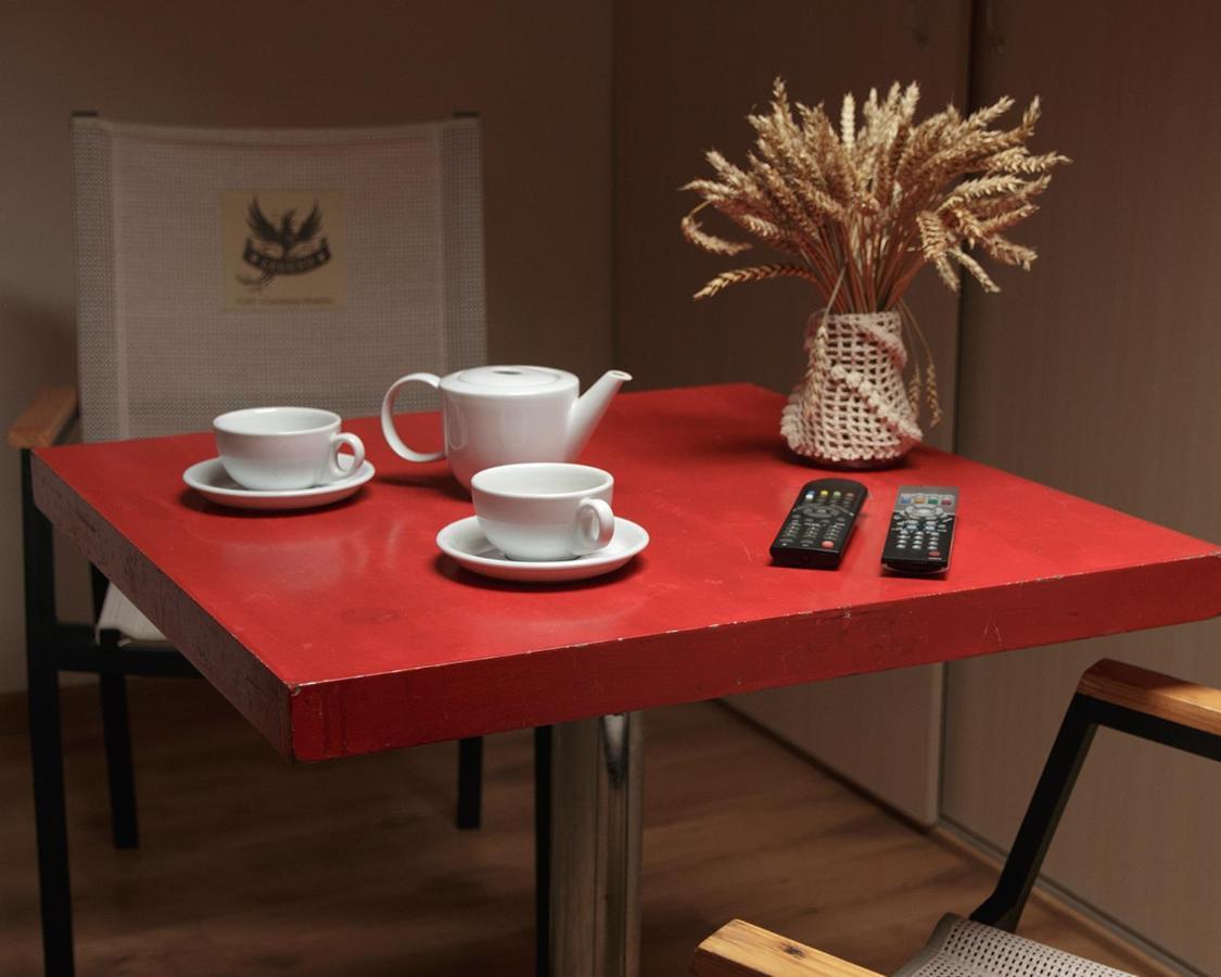 U Dvori Hotel Podgorodtsy Екстериор снимка