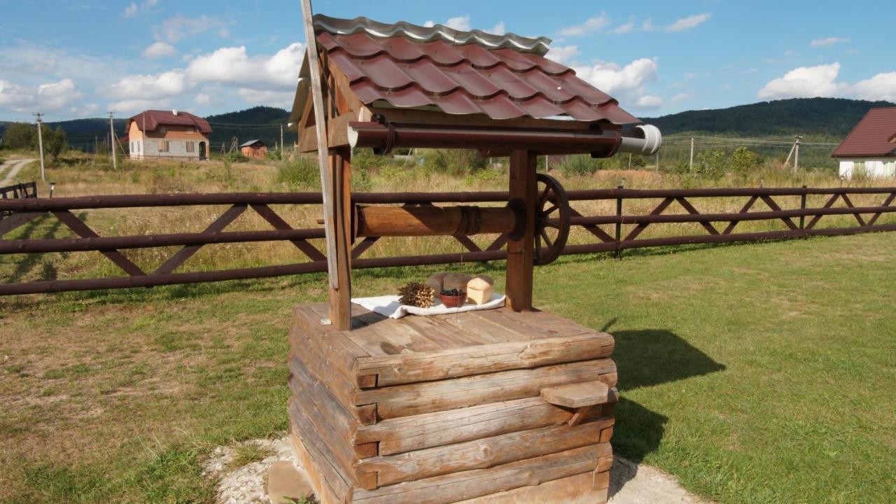 U Dvori Hotel Podgorodtsy Екстериор снимка